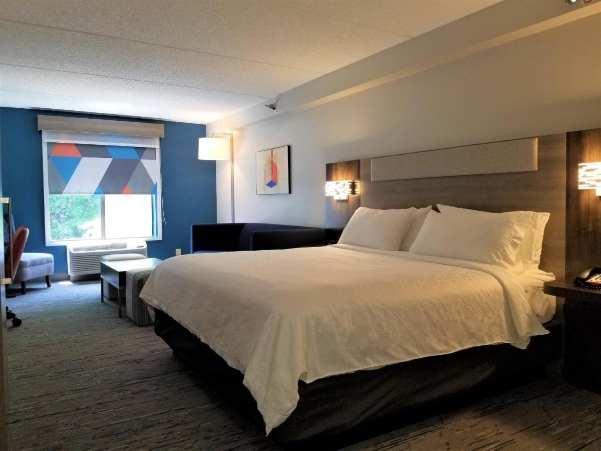 Holiday Inn Express Apex - Raleigh By Ihg Экстерьер фото