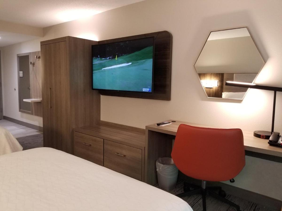Holiday Inn Express Apex - Raleigh By Ihg Экстерьер фото