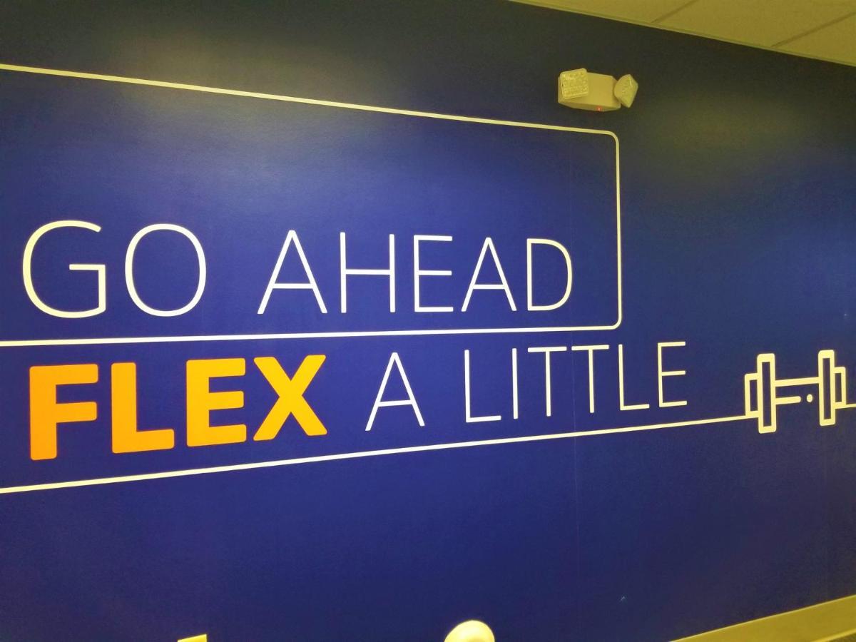 Holiday Inn Express Apex - Raleigh By Ihg Экстерьер фото