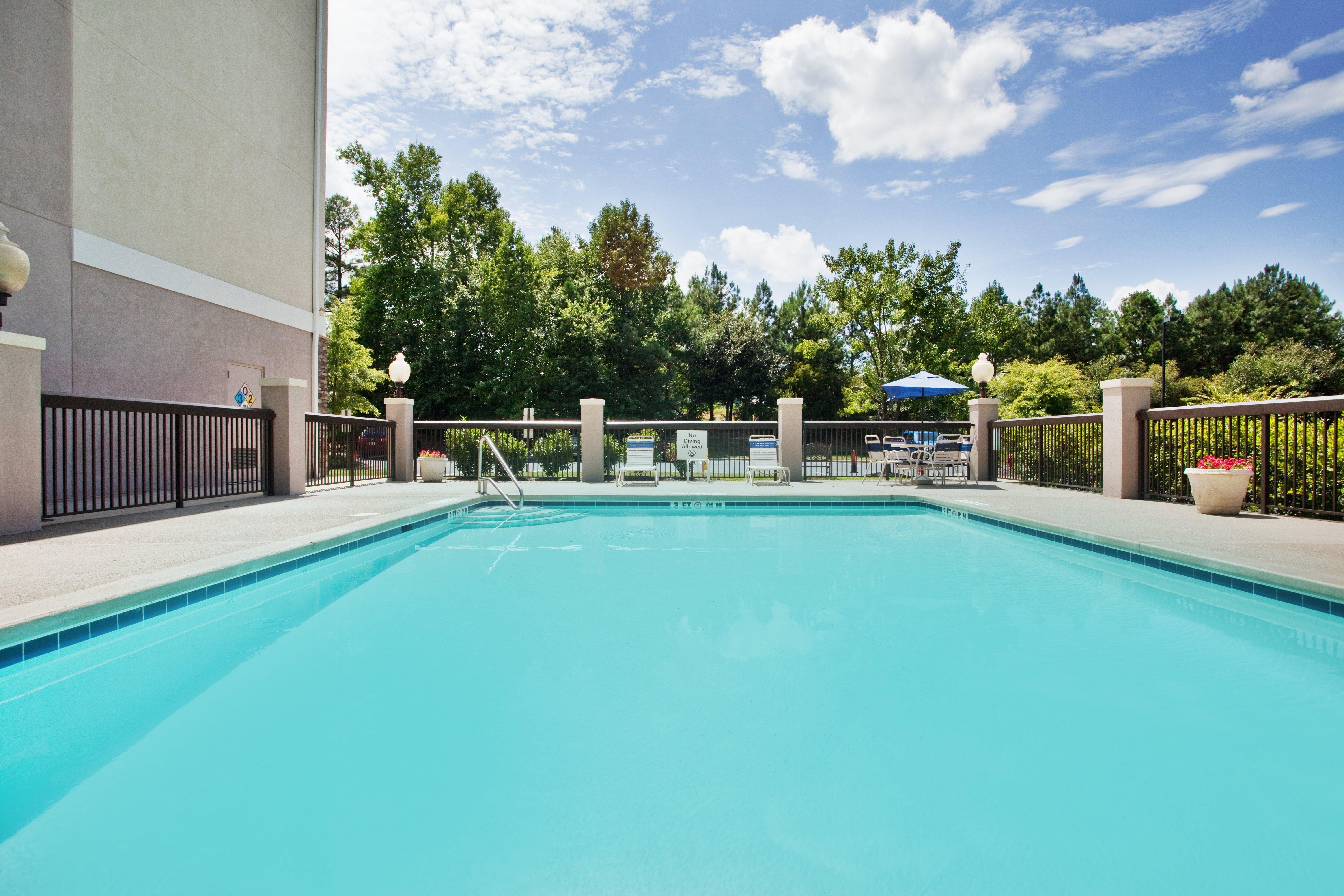 Holiday Inn Express Apex - Raleigh By Ihg Экстерьер фото